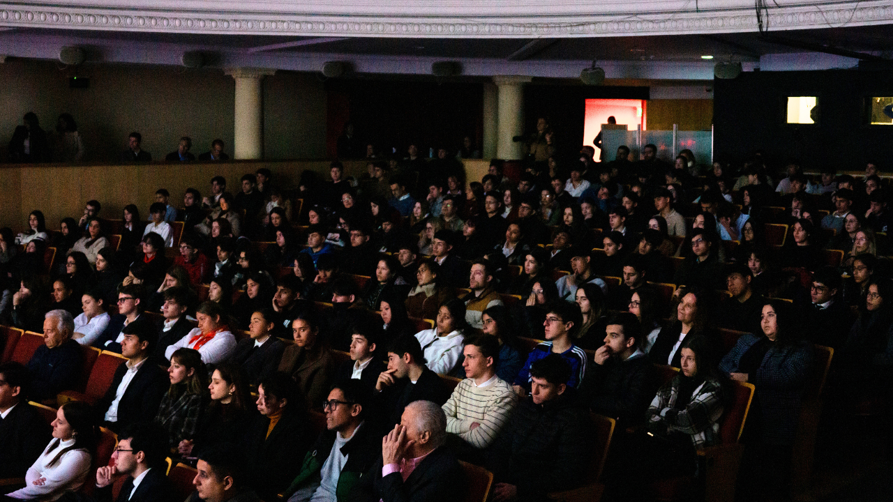 cumbre jovenes lideres 202.4